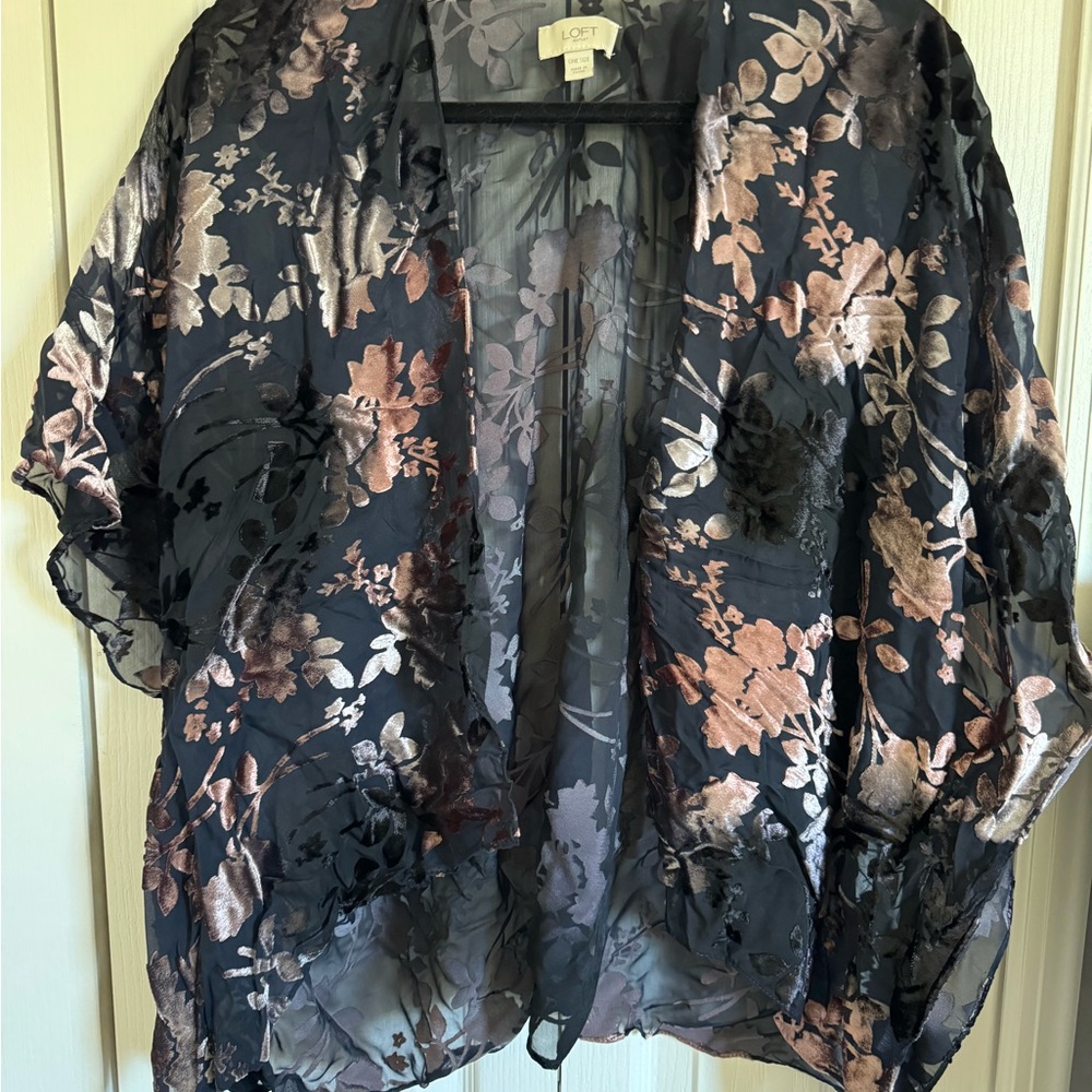 LOFT Sheer Floral Kimono